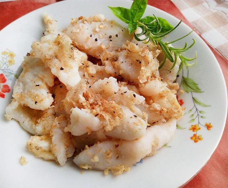 蒜酥魚塊