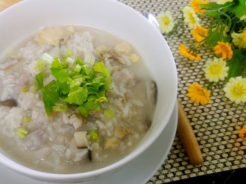芋香嫩雞粥