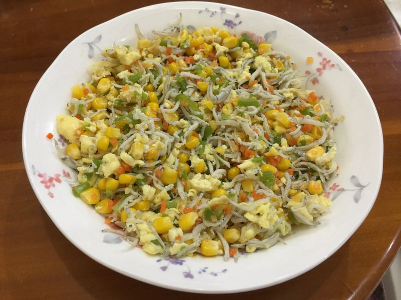 奶香蛋炒吻仔魚