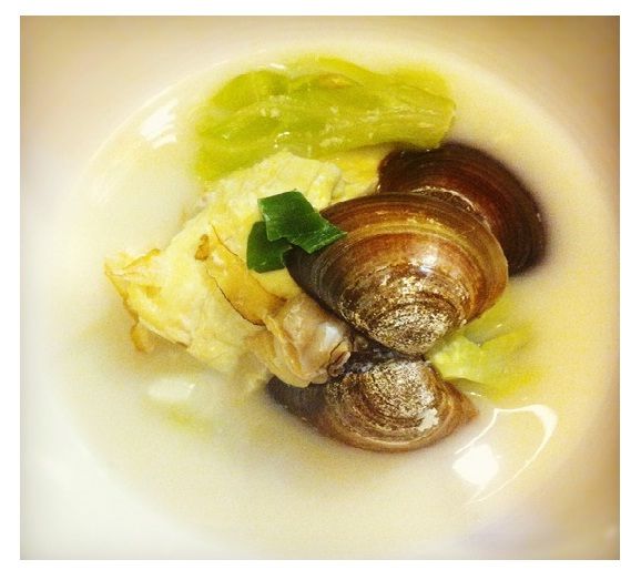 [蔓蔓廚房] 養身蛤蠣豆漿湯 Clam Soybean Milk Soup