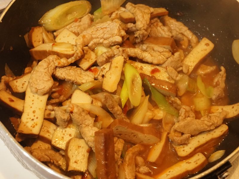 豆干炒肉絲