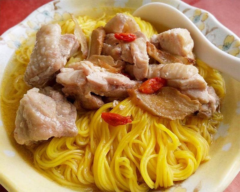 麻油雞麵線