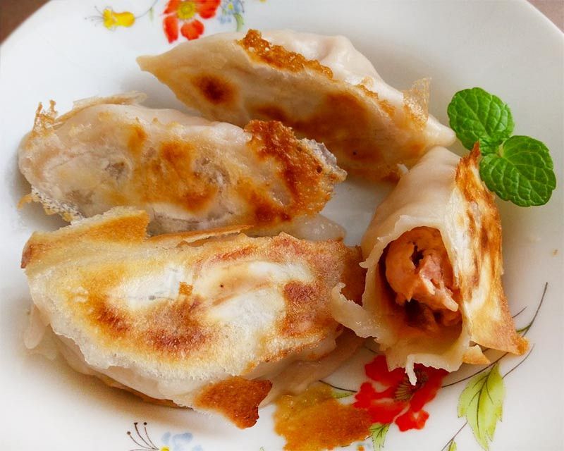辣味菜心餃