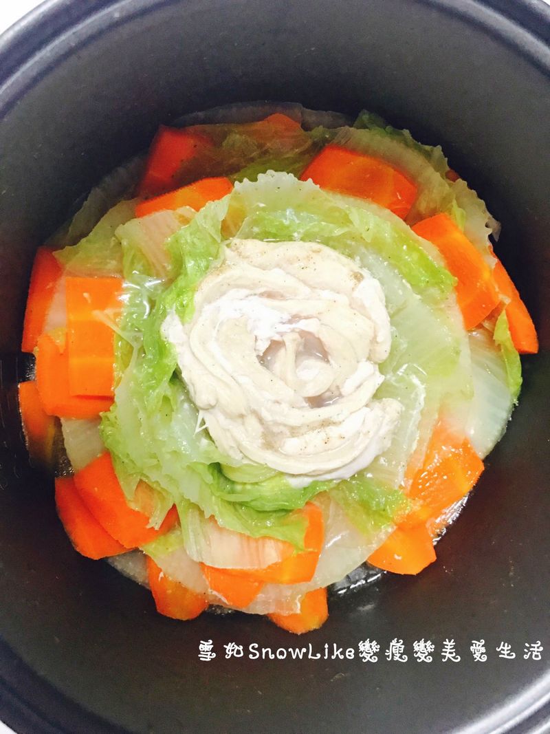我的美味餐食《雞胸肉千層白菜鍋》