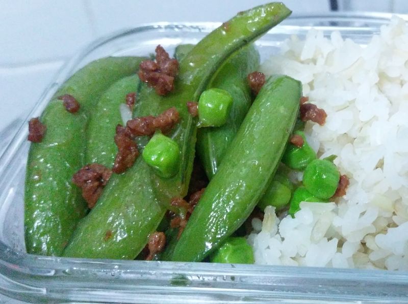 甜豆炒素肉碎