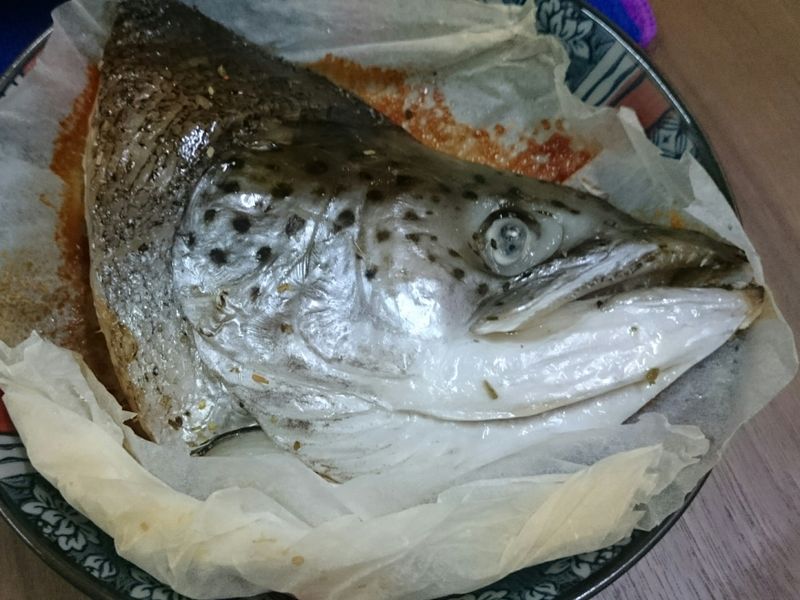 義式紙包鮭魚頭