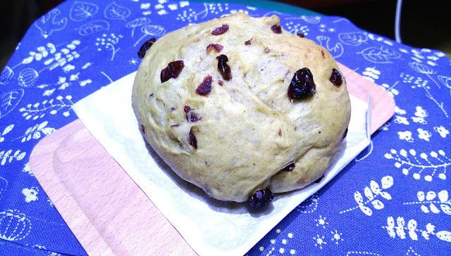 抹茶蔓越莓麵包