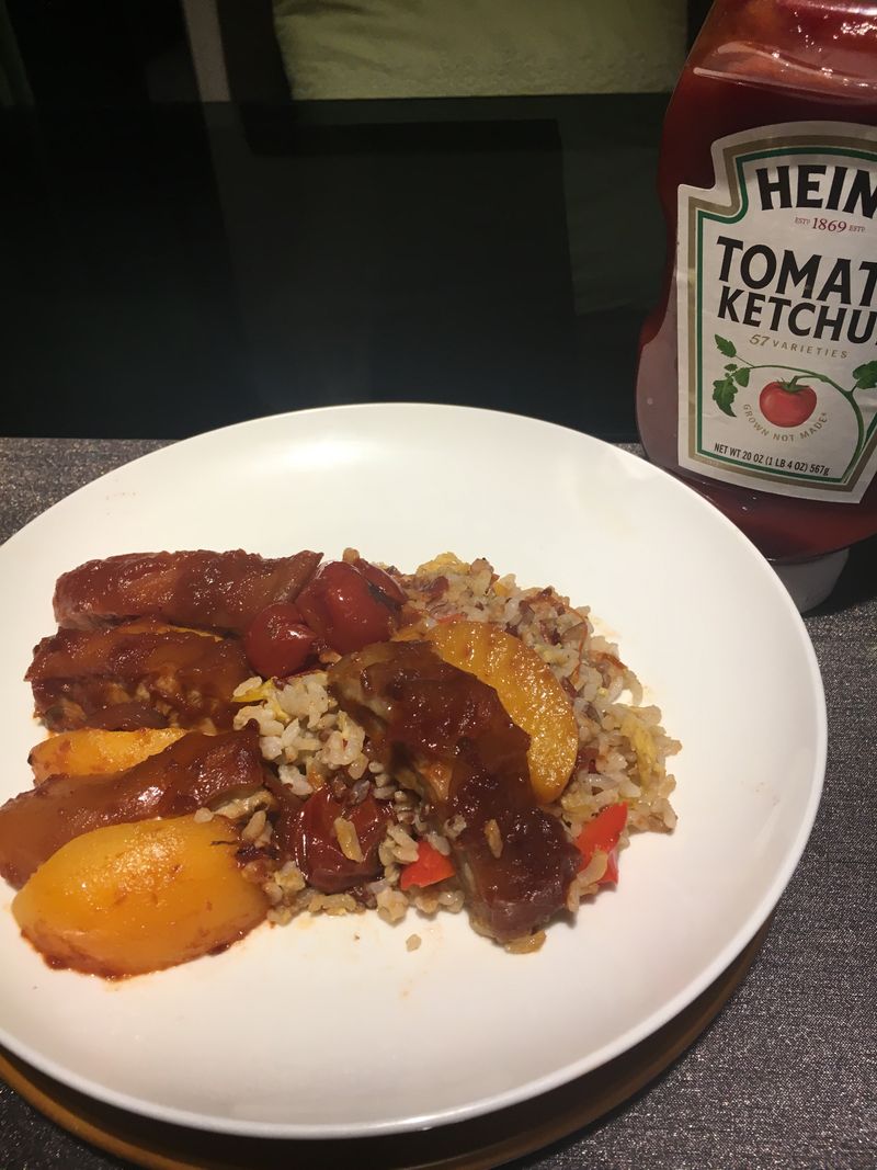 蜜桃乳豬焗飯