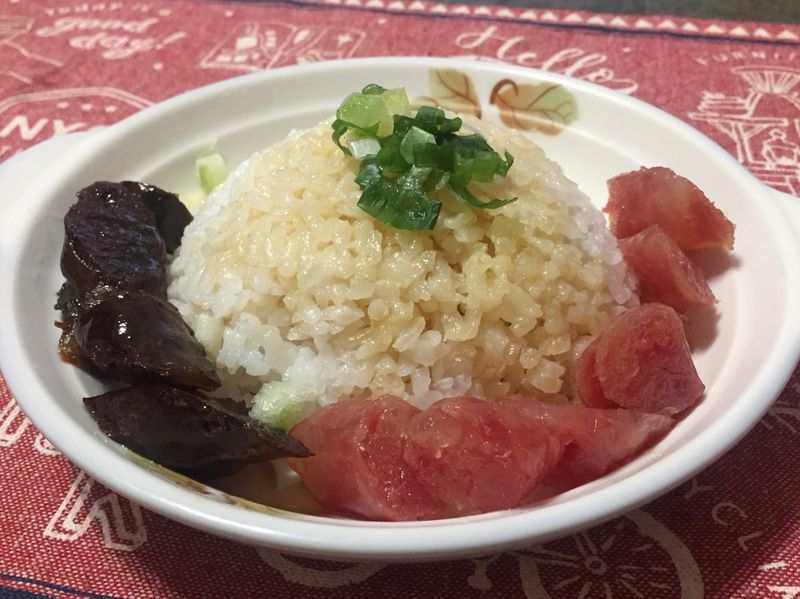 好簡單·臘腸煲仔飯