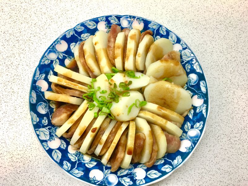 馬鈴薯蒸臘腸