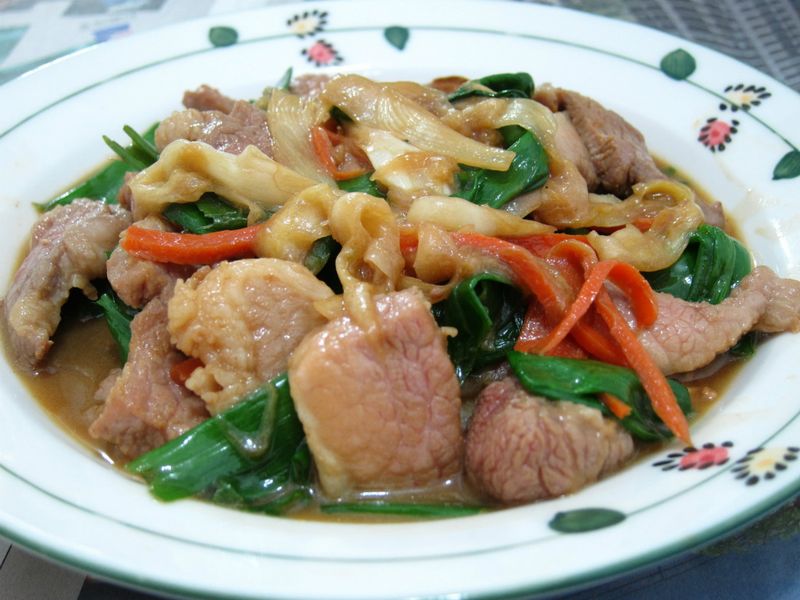 肉片炒曇花