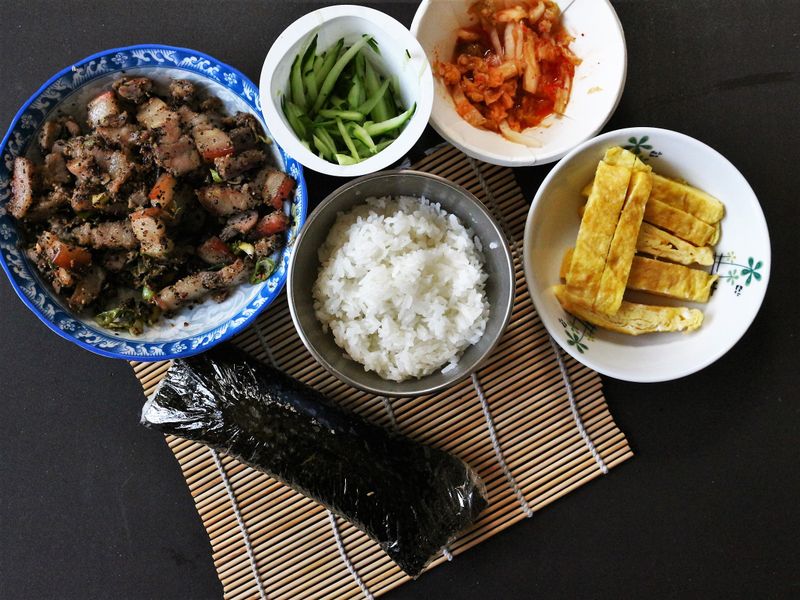 手握便當(泡菜燒肉)