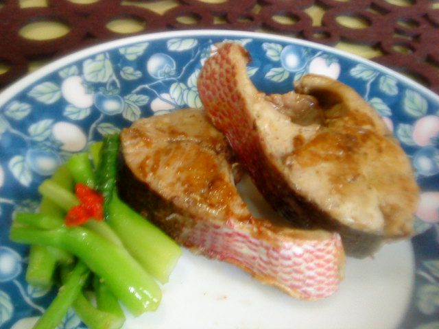 [小心上癮]乾煎紅肉梭