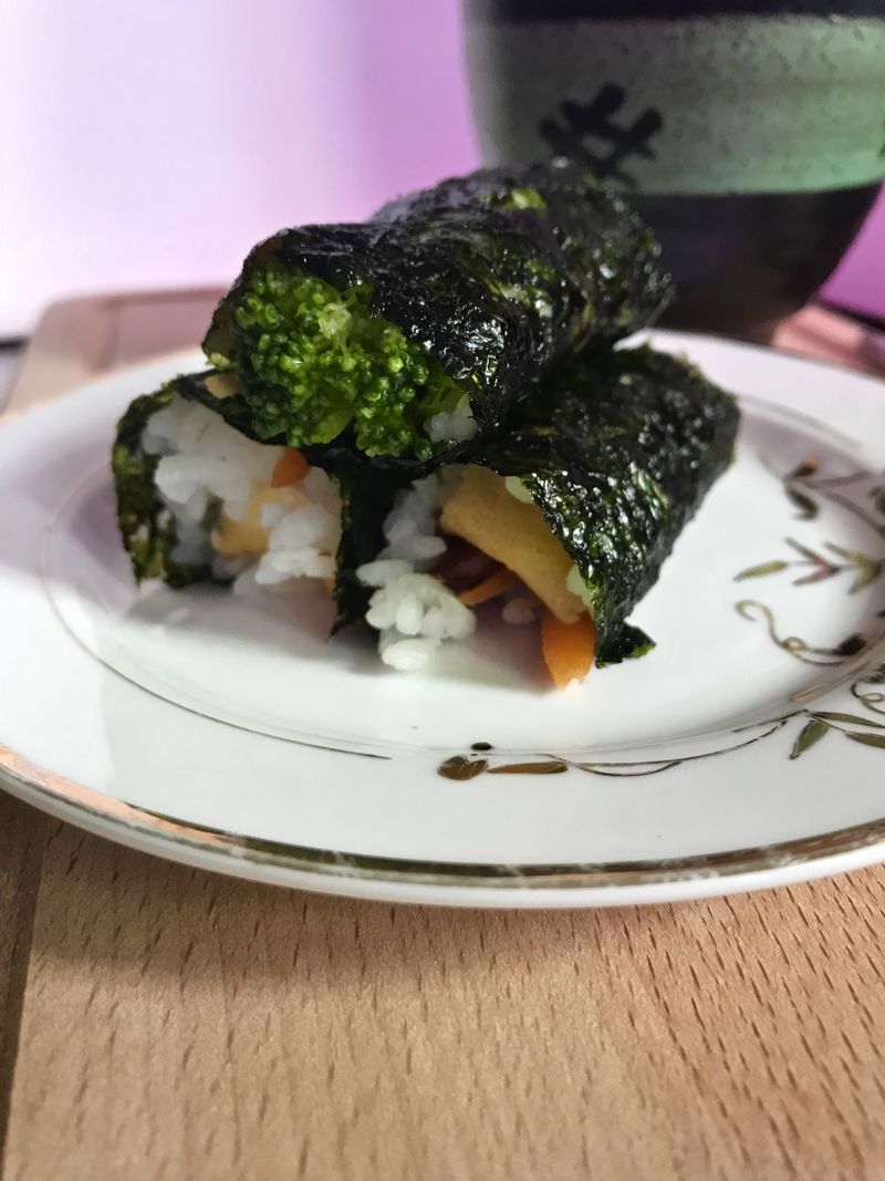 鹽烤海苔飯捲