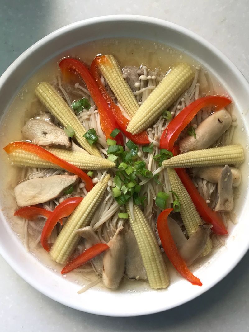 清蒸菇菇豬肉片