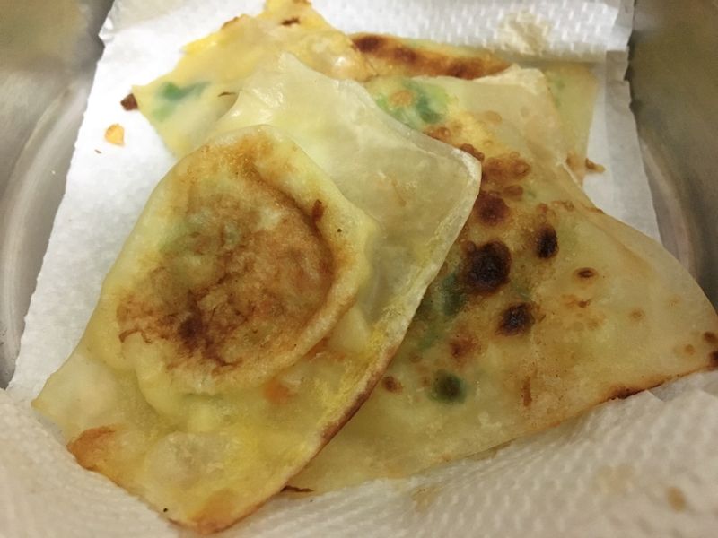 餛飩皮蛋餅
