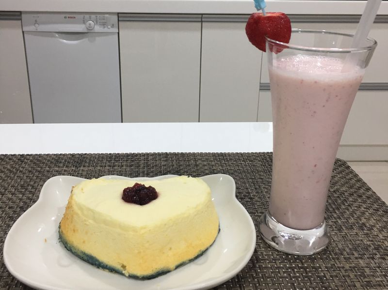 DIY草莓優格飲