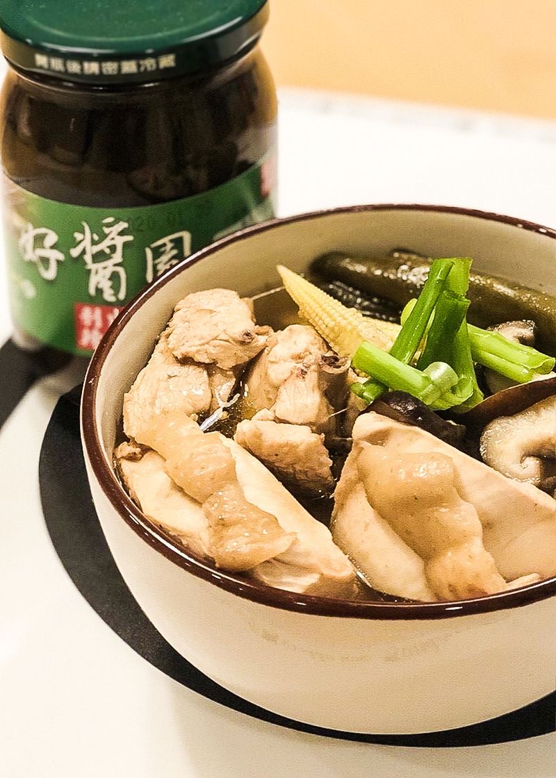 剝皮辣椒雞湯