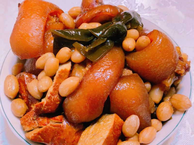 實驗廚房：花生燉豬腳