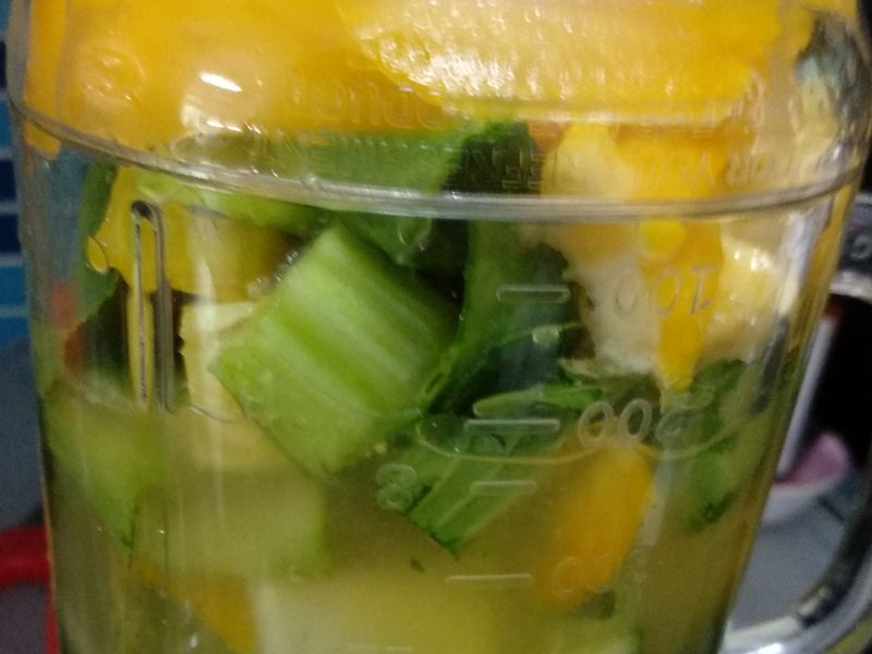 黃黄加綠綠