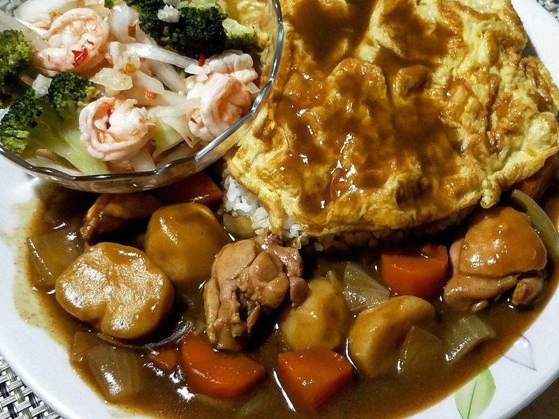 咖哩蛋包飯♡