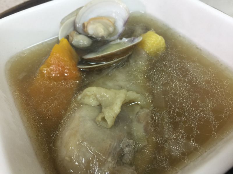 洋蔥蛤蜊雞湯