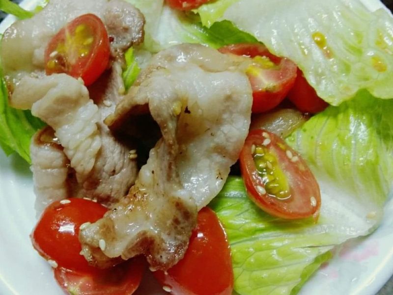 燒肉沙拉