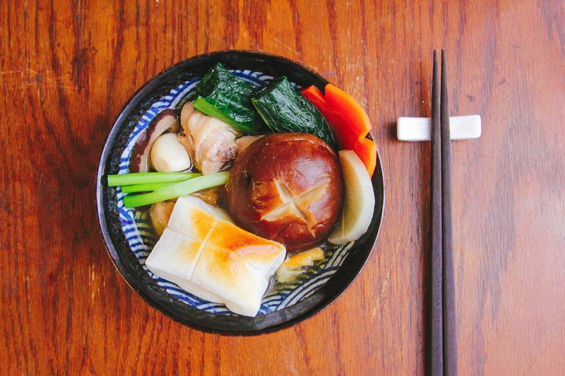 豐年農場・香菇年糕雞湯(お雑煮)