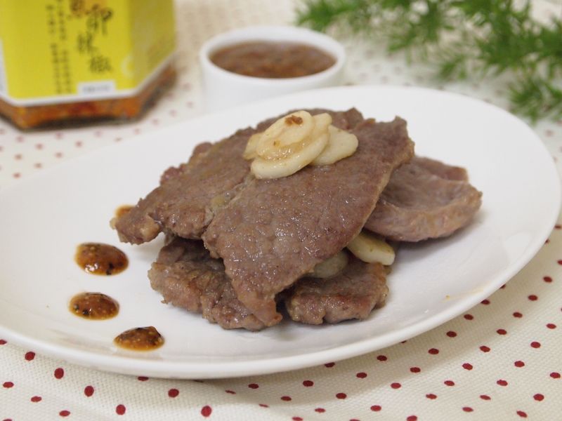 【七夕幸福料理】魚卵蒜香牛排