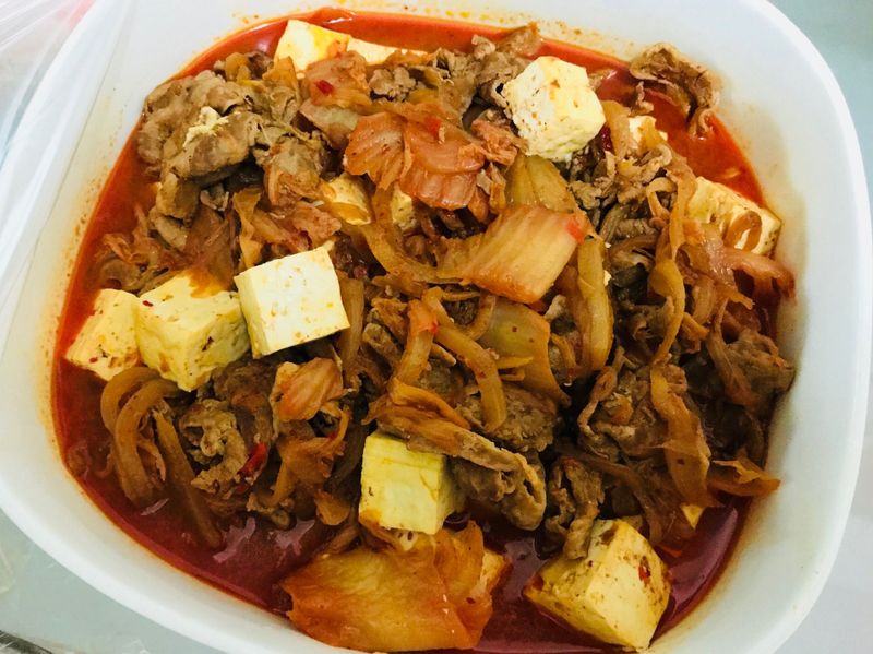歐爸愛的：韓式泡菜豬肉燴豆腐
