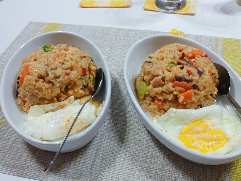 香菇雞胸肉悶飯