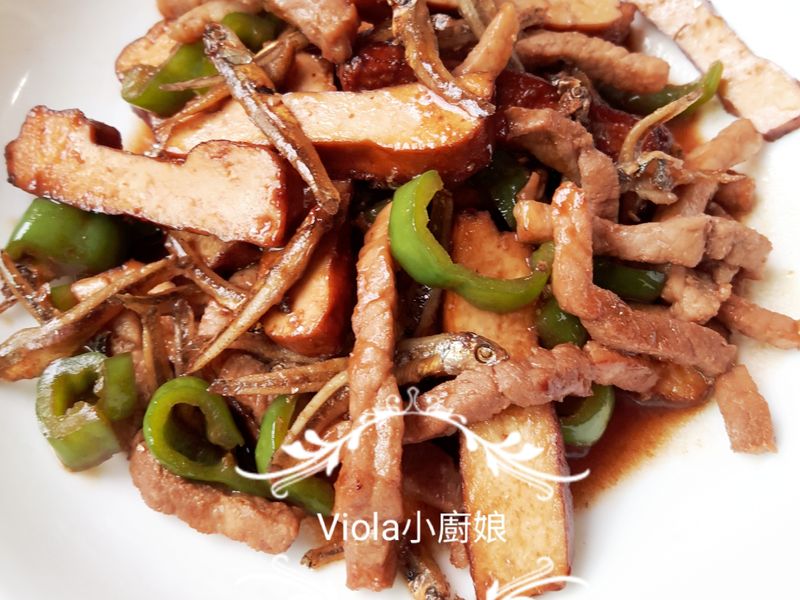 椒椒小魚豆干