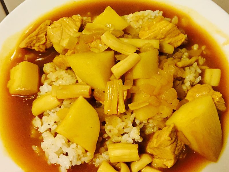 咖哩豬飯🐷