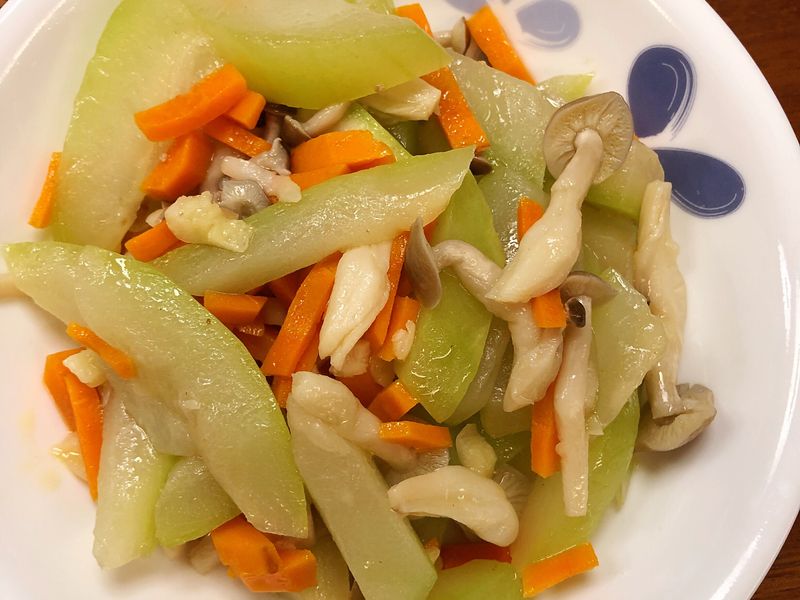 扁蒲炒鴻喜菇