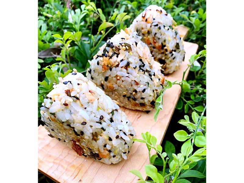 鮭魚烤飯糰
