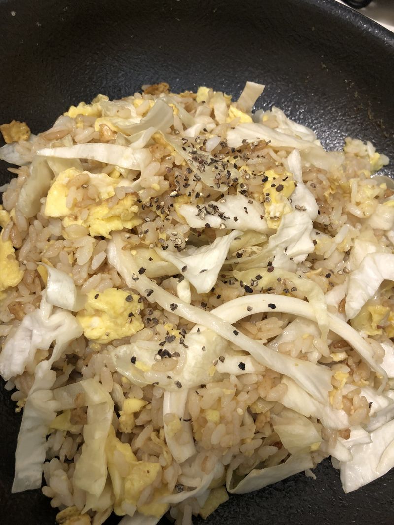 高麗菜蛋炒飯