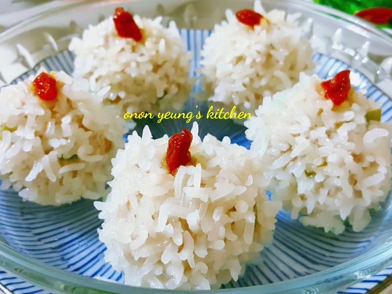 枸杞糯米丸子
新年料理。家常年菜