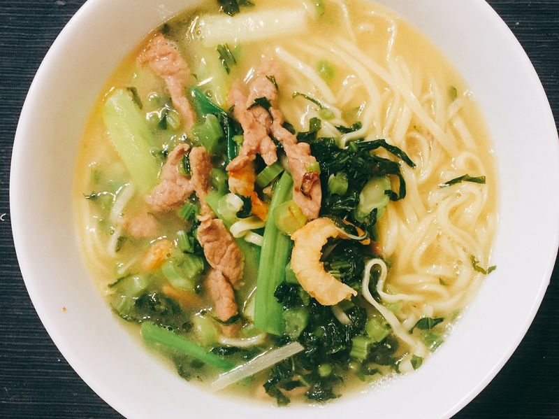 雪菜肉絲煨麵