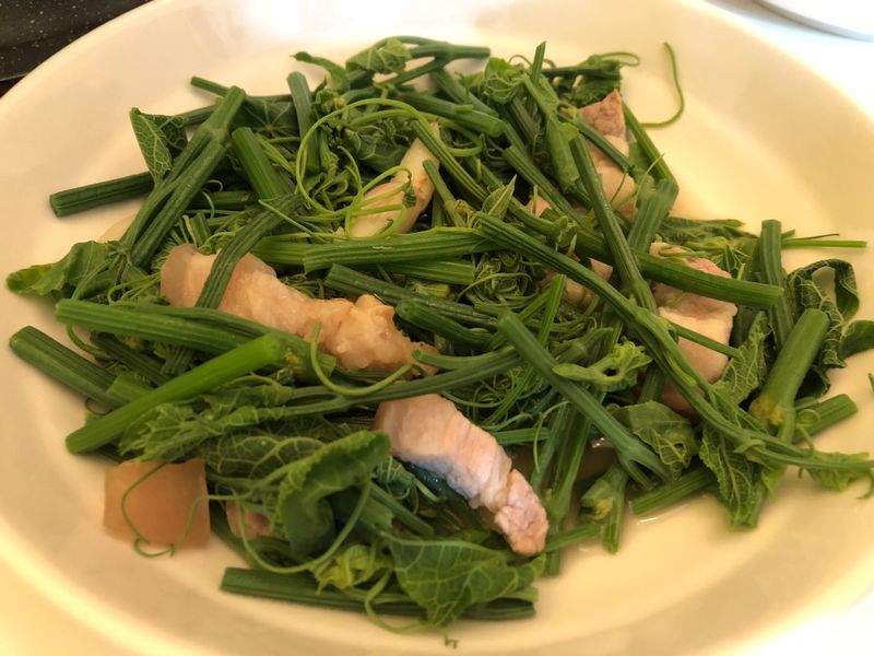 安媽上菜🍲龍鬚菜炒三層肉