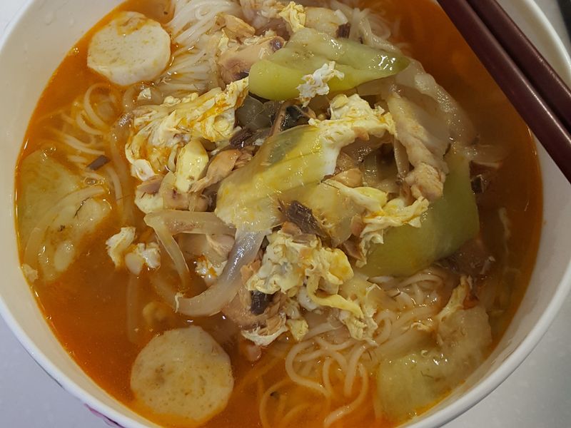 蕃茄鯖魚麵