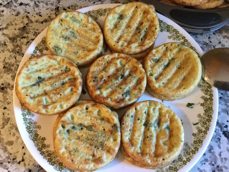 創意雞蛋煎餅:火腿和蘿蔔乾兩種口味