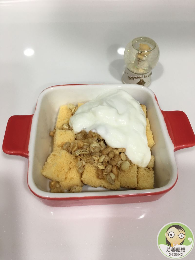 優格燕麥蜂蜜蛋糕