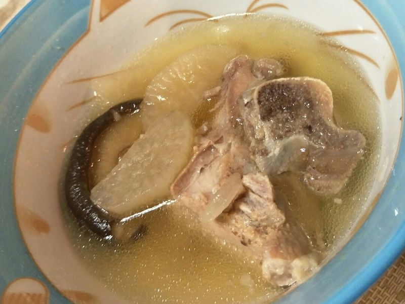 [壓力鍋]蘿蔔排骨湯