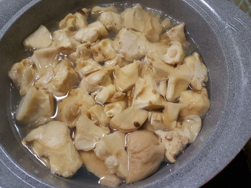 蜆精杏鮑菇湯