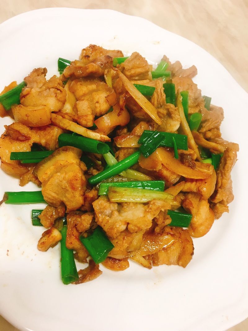 餐桌上的人妻料理* 嫩薑豬肉