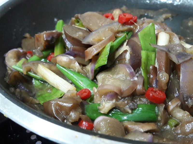 蔥燒茄子~超下飯家常菜