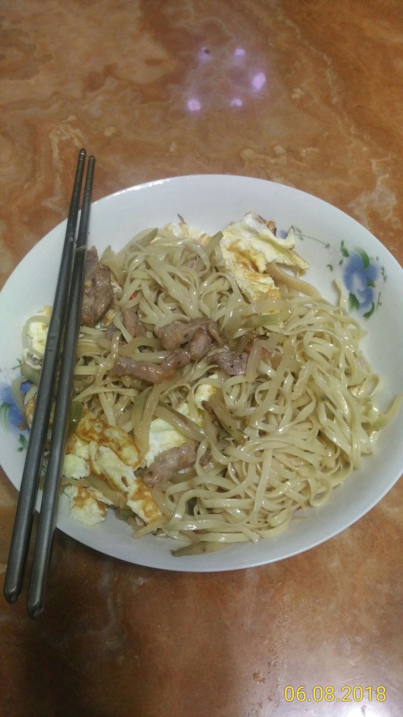 榨菜肉絲拌麵
