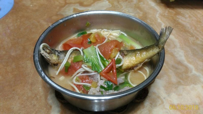 蕃茄魚麵