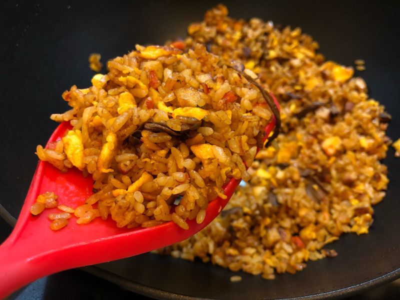 咖哩肉醬牛肝菌炒飯