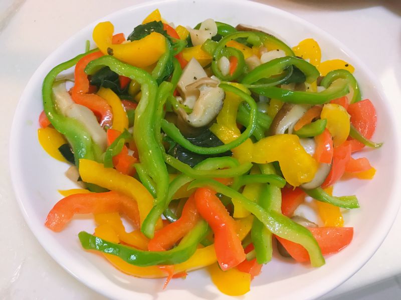 香菇炒甜椒